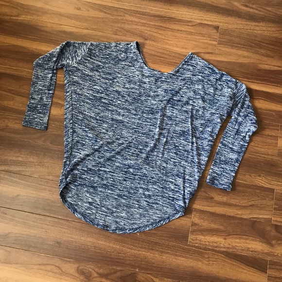 Large blue long sleeved top - Picture 3 of 5